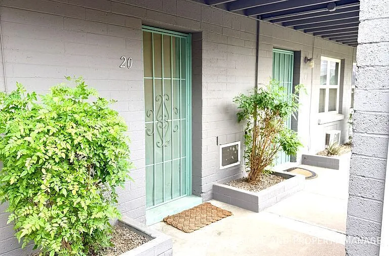829 N 4th Ave #20 — Photo 7