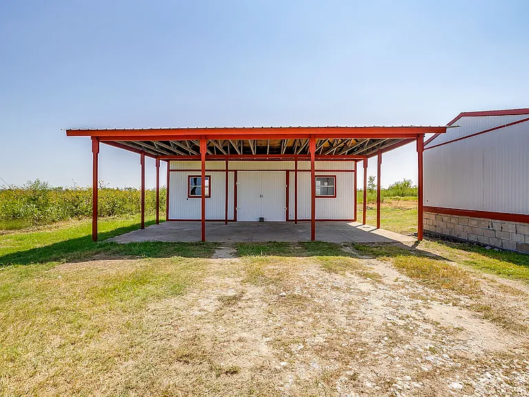 4248 FM 67 — Photo 20