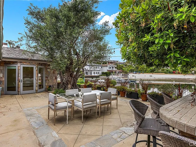 412 Evening Star Ln — Photo 30