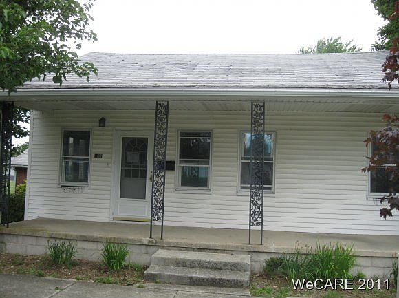 1st image of 102 Emarket St