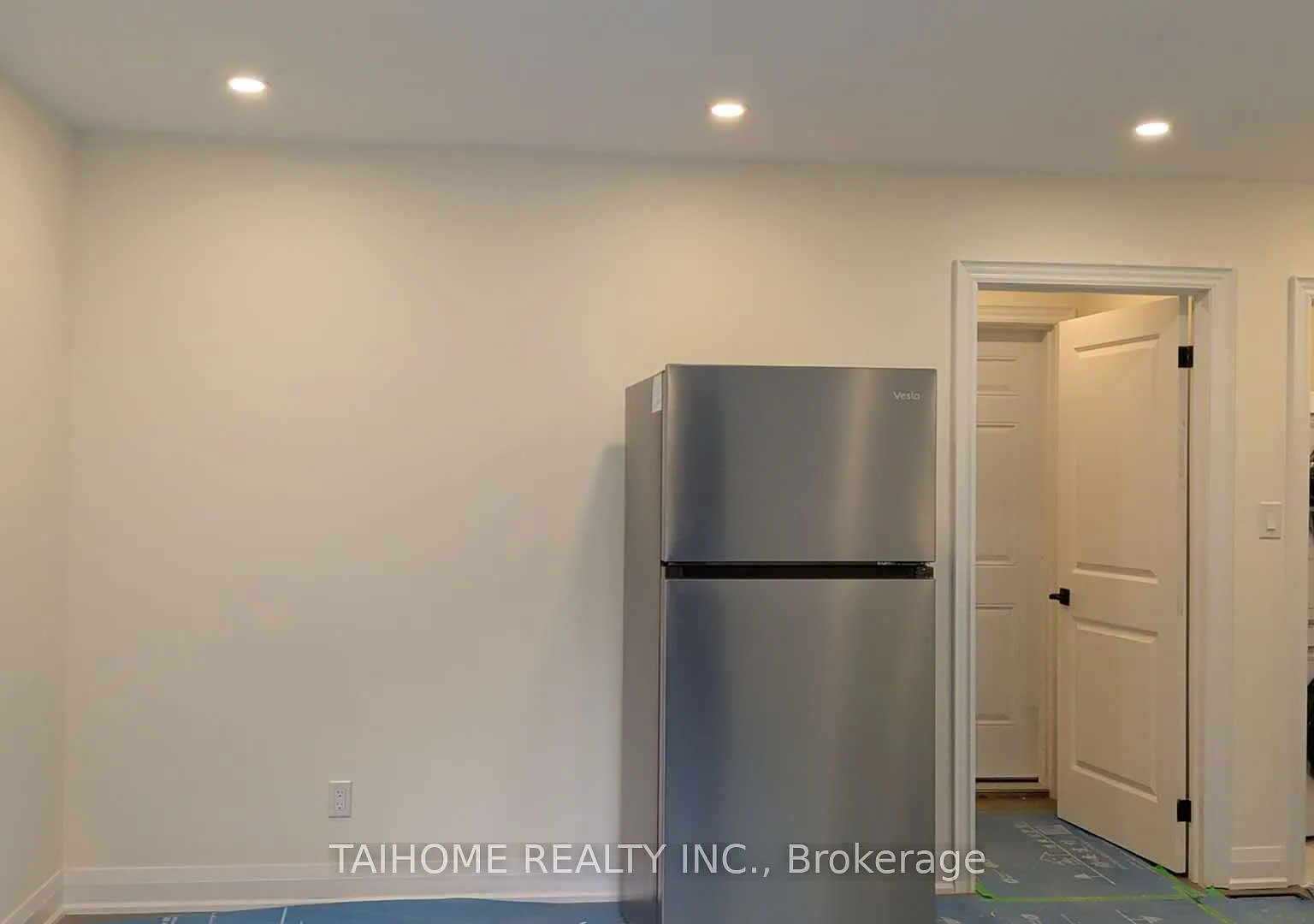 2 bed, $3,000 — Photo 3