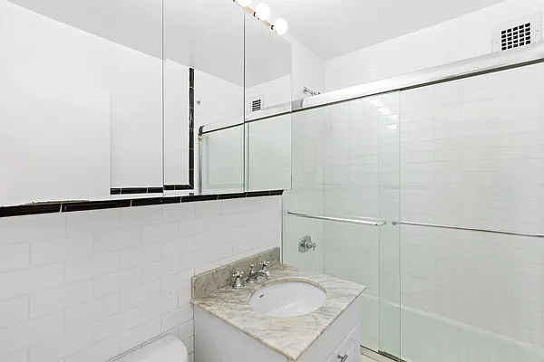 Rented by GoodRock Realty | media 19