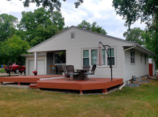 1038 W Lake Dr, Detroit Lakes, MN 56501