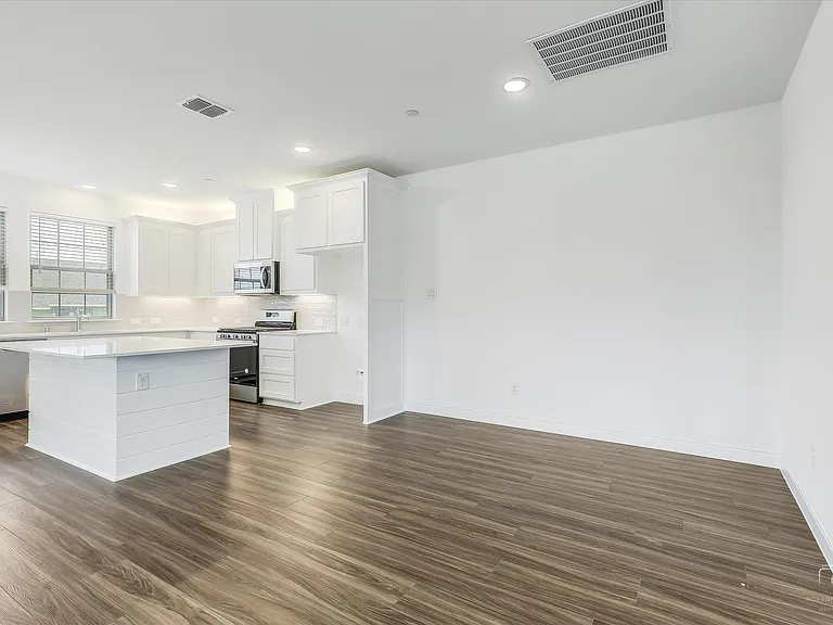 7211 Panicum Dr — Photo 14