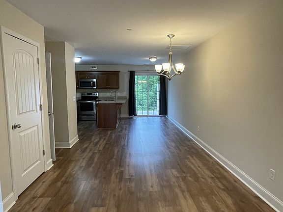 3rd image of 2072 Downstream Dr