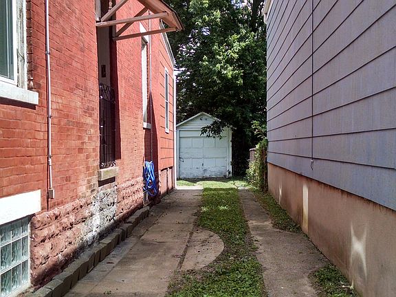 3rd image of 1844 Cleveland Ave