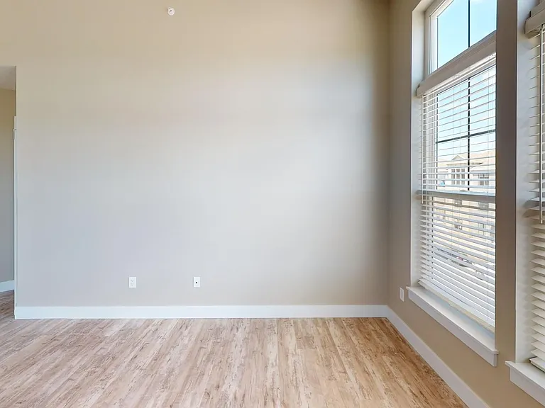 3235 Nyla St — Photo 63