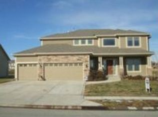 1402 Cross Creek Dr, Raymore, MO 64083