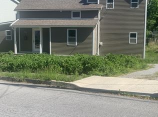 12 Ralph St, Beacon, NY 12508