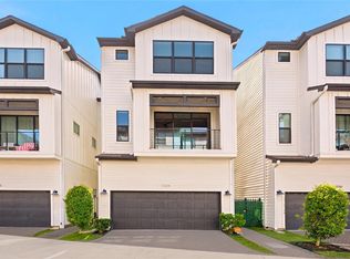 1034 W 15th 1/2 St, Houston, TX 77008