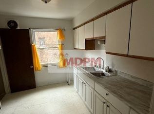 16611 Lauder St, Detroit, MI 48235