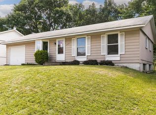 3406 Dunham Dr SW, Cedar Rapids, IA 52404