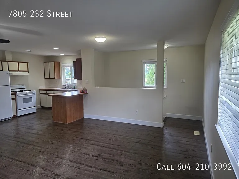 7805 232nd St — Photo 7