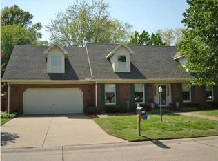 135 Lant Ln, Evansville, IN