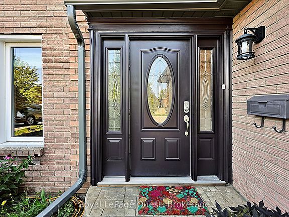 5th image of 44 Trillium Cres