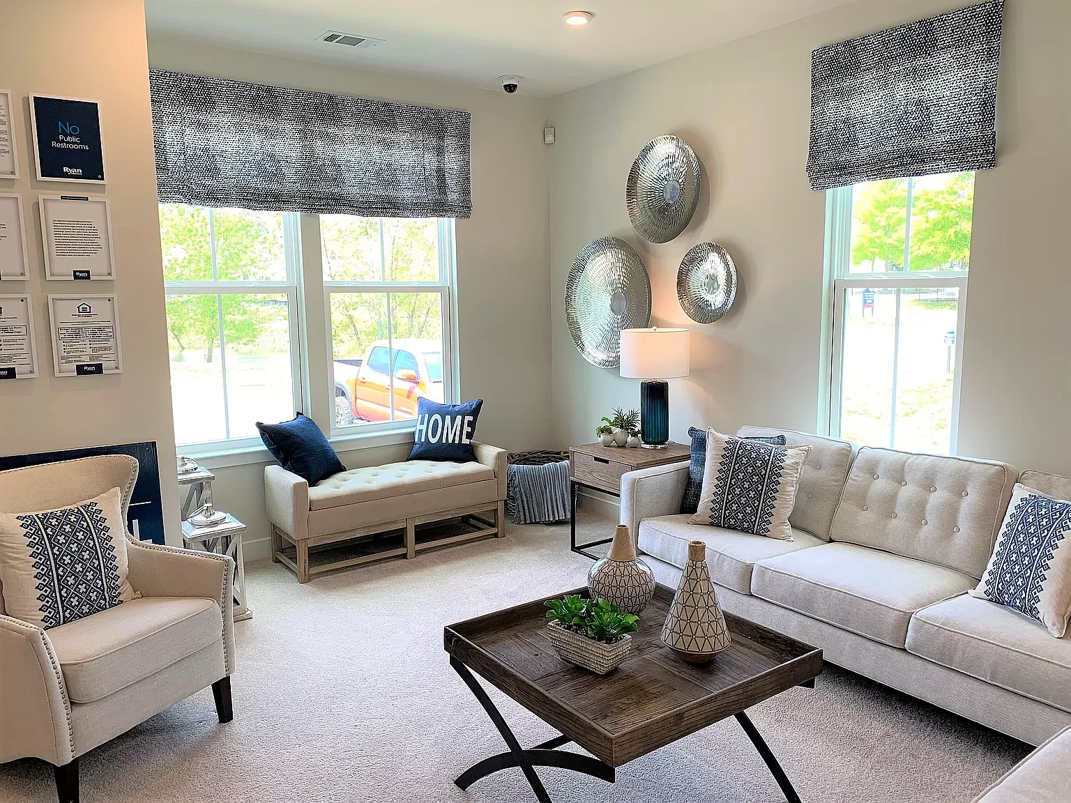 3 bed, 2.5 bath, 1440 sqft, $2,050 — Photo 2