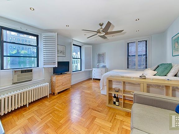 2nd image of 140 E 95th St APT 4E
