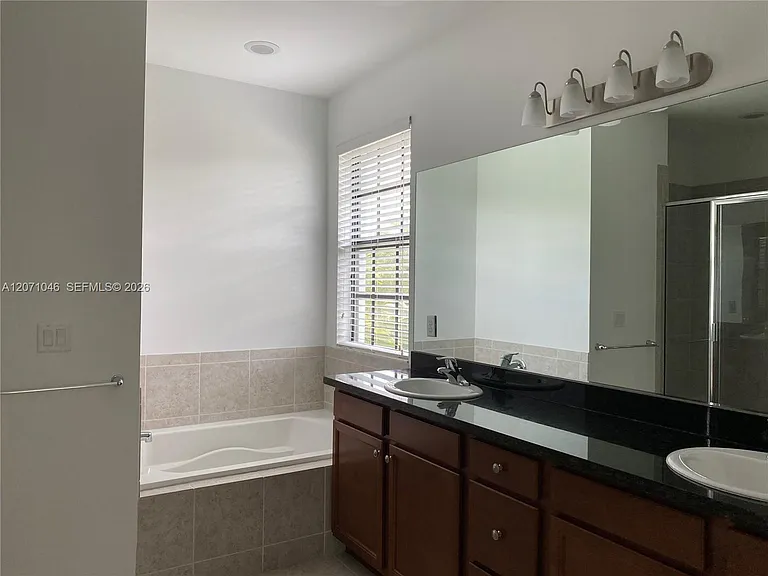 11362 SW 15th St — Photo 15