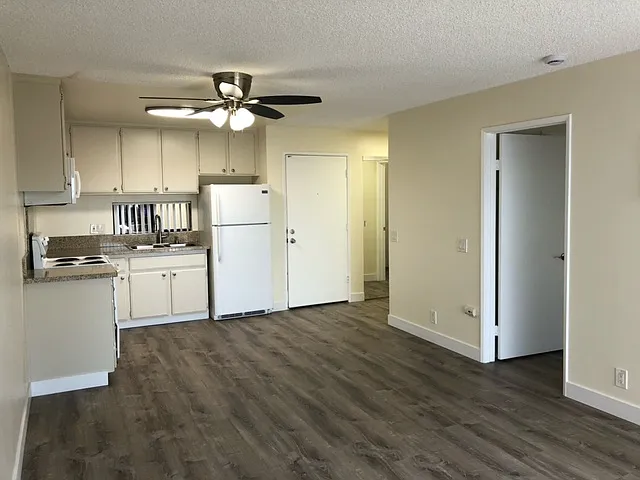 Heritage Manor 55+Senior Community — Photo 8