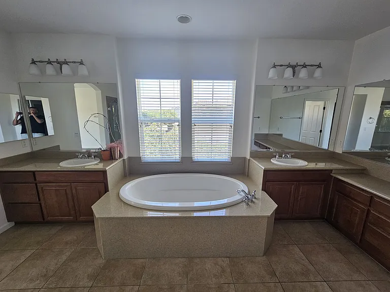623 W Las Brisas Dr — Photo 23