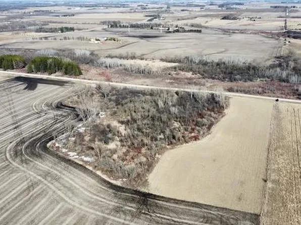 9485 90th Ave SW, Stewartville, MN 55976