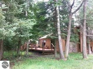 1470 Stalker Dr, West Branch, MI 48661