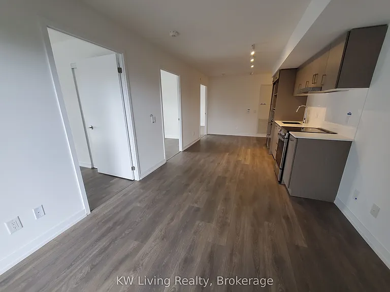 219 Dundas St E #1607 — Photo 6