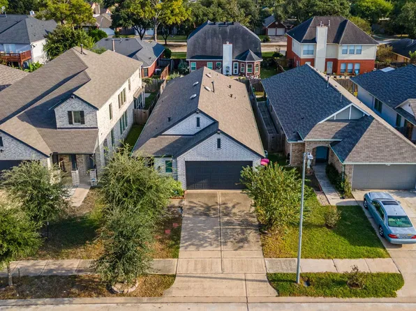 5079 Klein Orchard Dr, Houston, TX 77066
