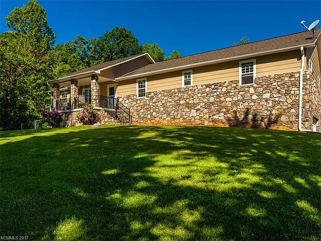 1st image of 381 Turner Ln