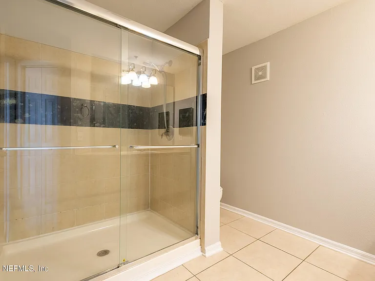 3591 Kernan Blvd #226 — Photo 26