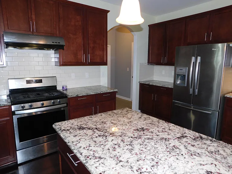 4251 Lilac Ln — Photo 8