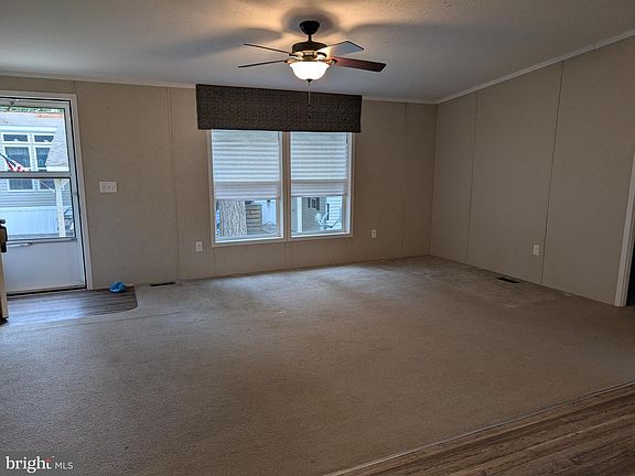 3rd image of 27294 Lookout Rd #W32