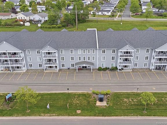 2nd image of 185 Reynolds St #14