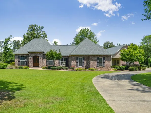 332 Auburn Meadows Dr SW, Bogue Chitto, MS 39629