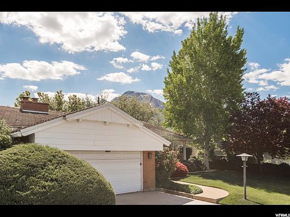 2nd image of 3817 S Villa Dr