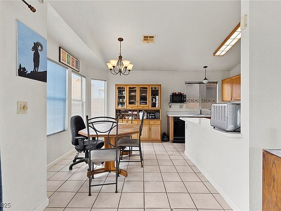 5th image of 6304 Mount Rainier Ave