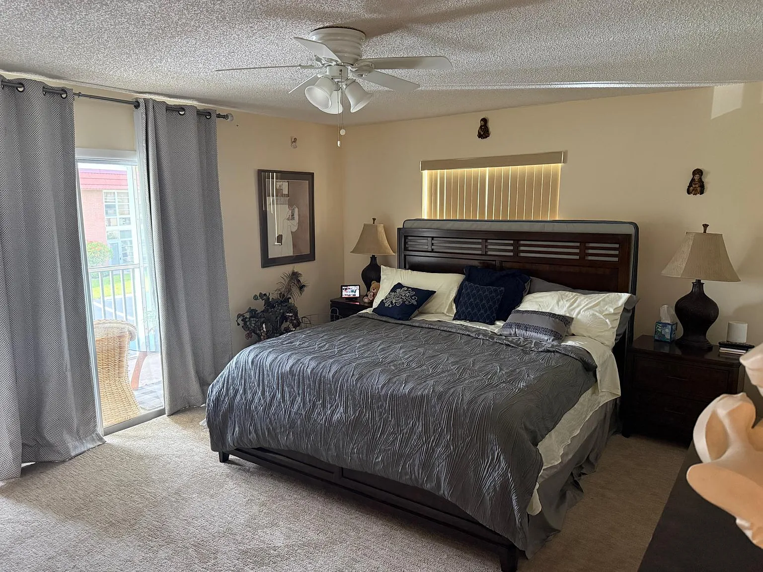 1 bed, 1.5 bath, 900 sqft, $1,600 — Photo 3