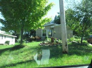 512 Community St, Lansing, MI 48906