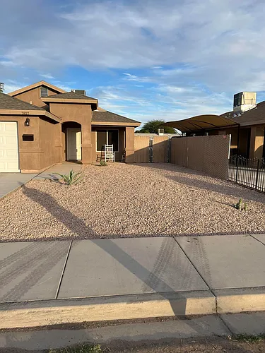 2627 S 18th Dr Photo 1