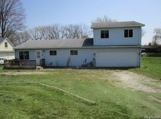 5601 River Rd, East China, MI 48054