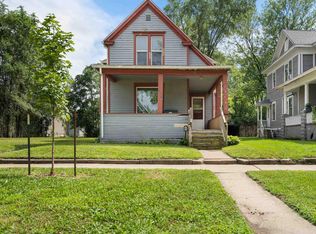 424 Almond St, Waterloo, IA 50703