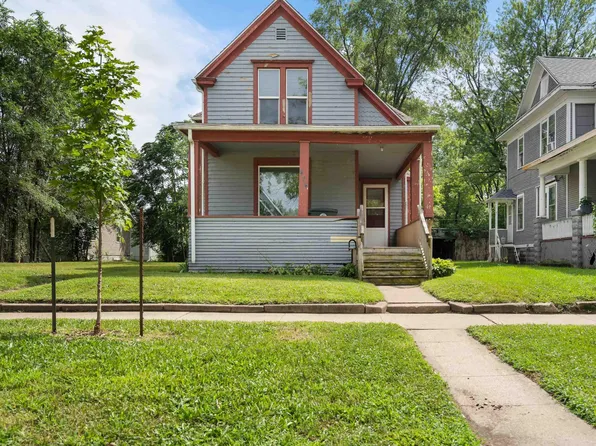 424 Almond St, Waterloo, IA 50703