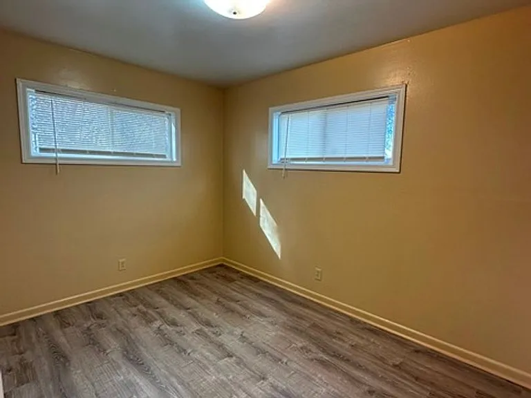 1616 Dayton St — Photo 7