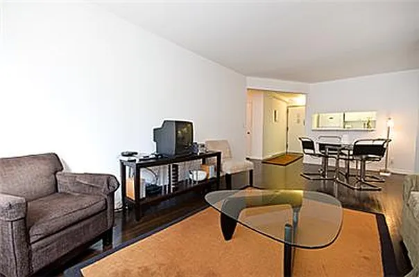 Rented by KG Properties | media 37