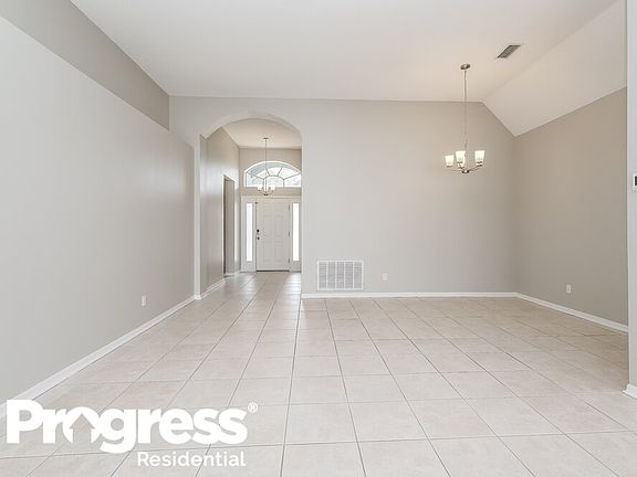 4th image of 11422 Village Brook Dr