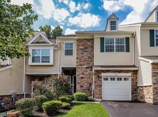 5 Julia Pl, Budd Lake, NJ 07828