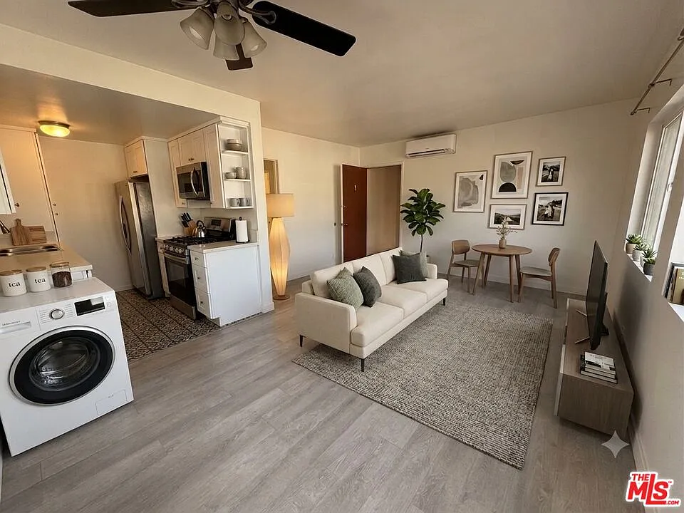 2106 Pisani Pl #3