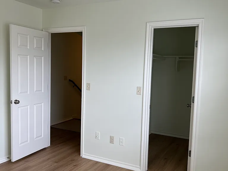 1117 S Catalina Dr — Photo 11