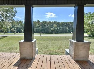 1826 N Oak Ridge Church Rd, Yadkinville, NC 27055