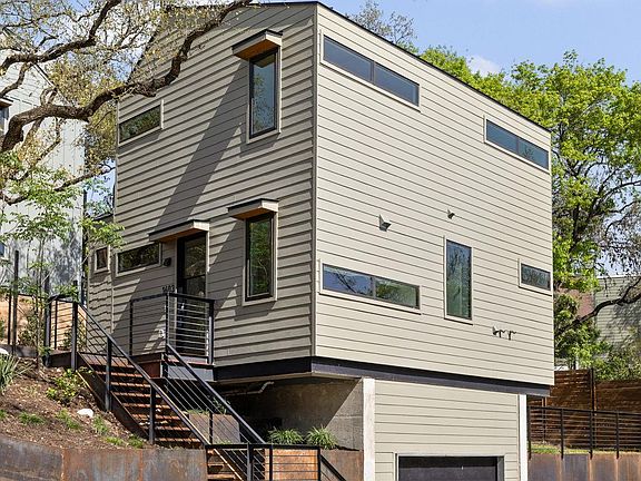 3rd image of 1603 Chelsea Ln #2